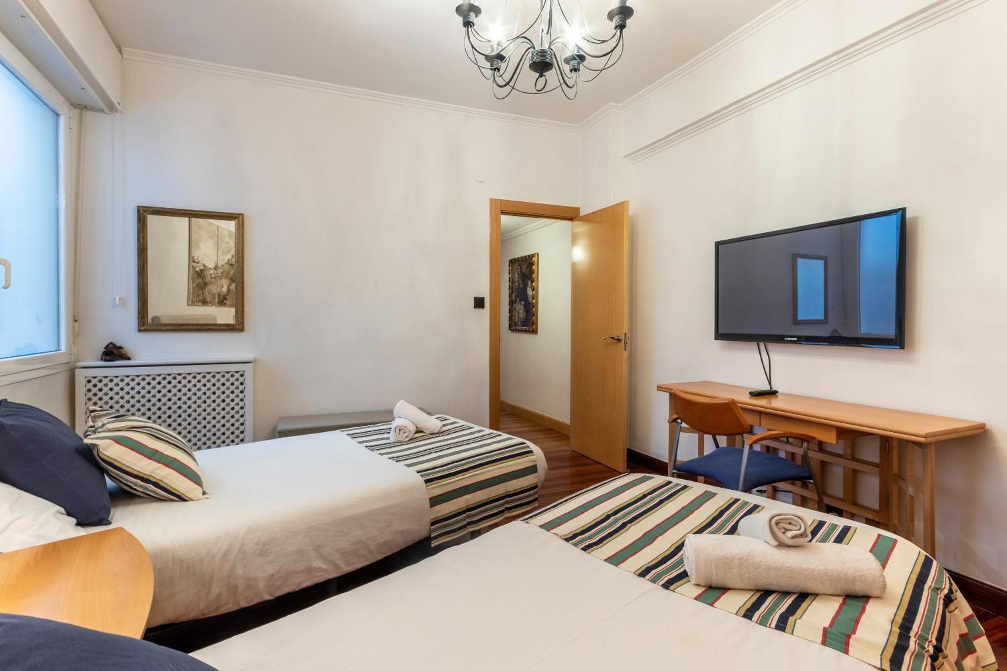 בילבאו San Mames Apartment - Free Parking מראה חיצוני תמונה